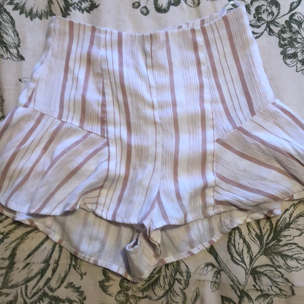 Pink & White Summer Shorts with side ruffle